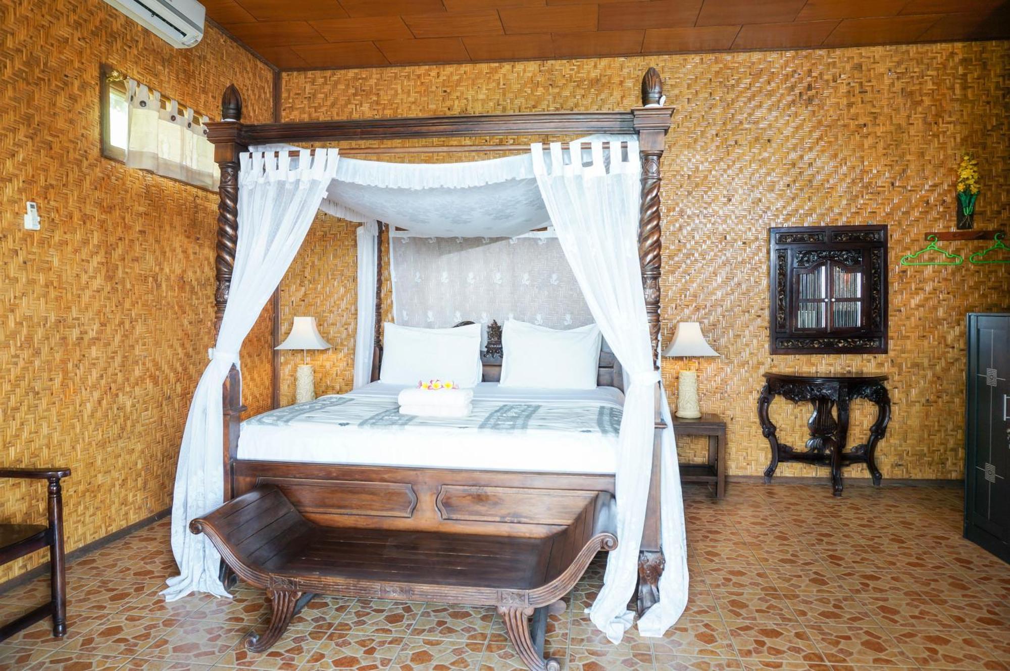 Oka 7 Bungalow Nusa Lembongan  Phòng bức ảnh